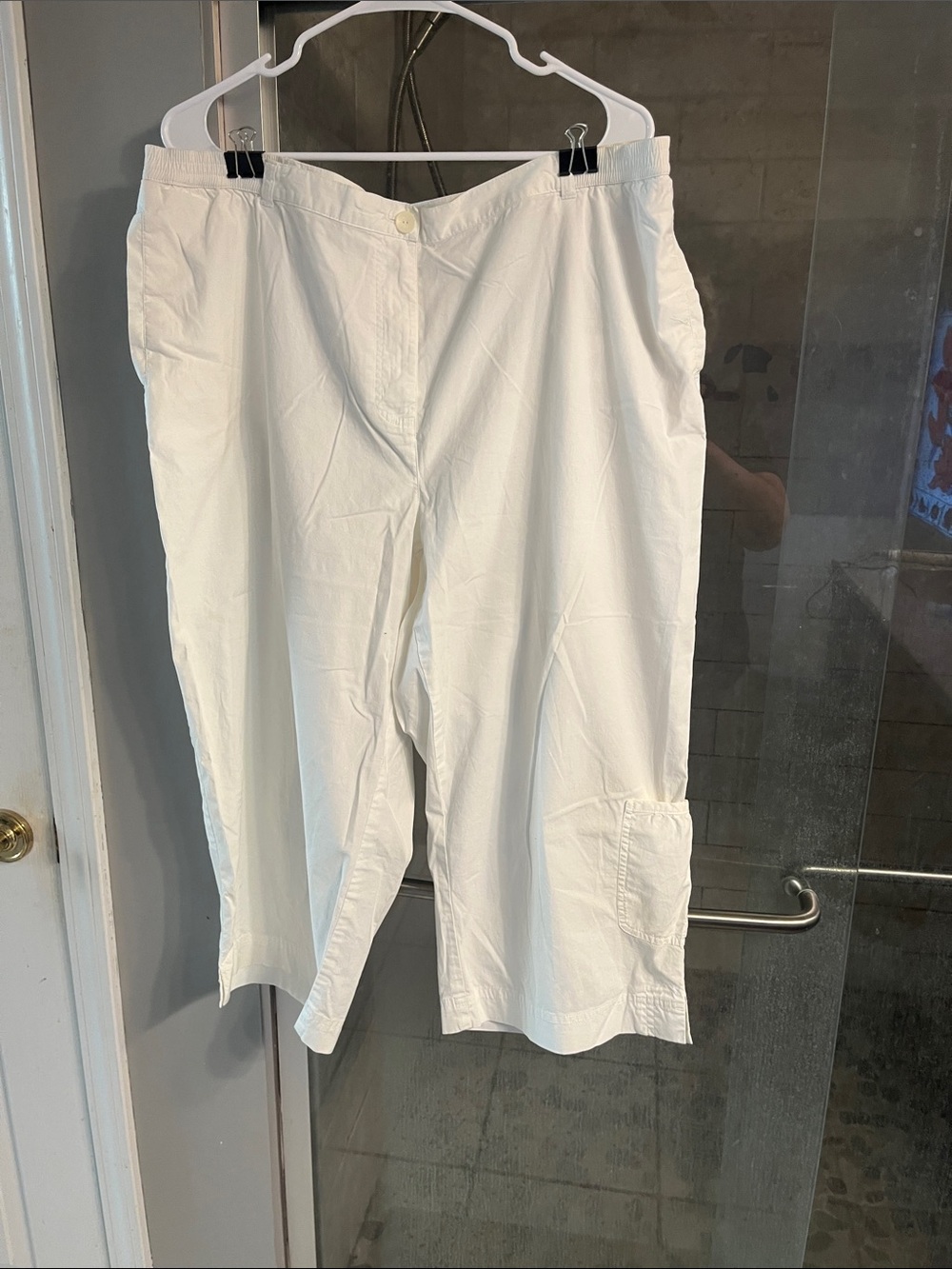Koret White Capris